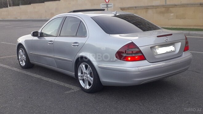 Mercedes E 270 2004, 444,000 km - 2.7 l - Bakı