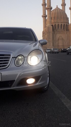 Mercedes E 270 2004, 444,000 km - 2.7 l - Bakı