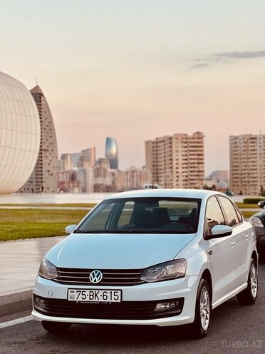 Volkswagen Polo 2019, 108,000 km - 1.6 l - Bakı