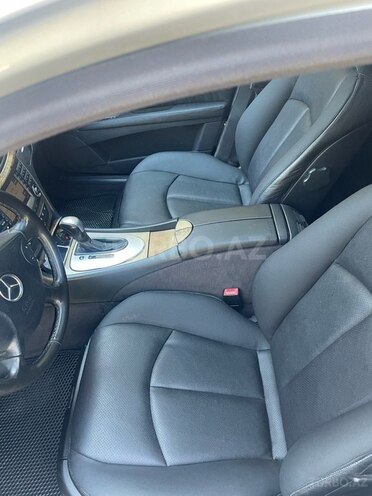 Mercedes E 320 2002, 299,000 km - 3.2 л - Şəki