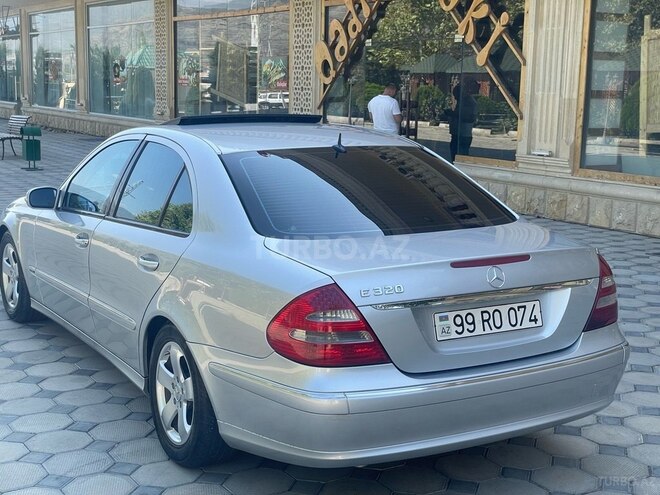 Mercedes E 320 2002, 299,000 km - 3.2 л - Şəki