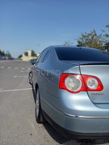 Volkswagen Passat 2005, 279,933 km - 2.0 l - Bakı