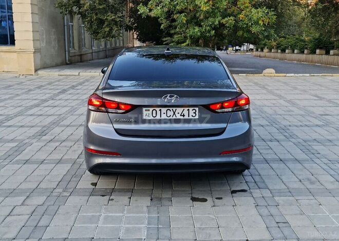 Hyundai Elantra 2018, 18,500 km - 2.0 l - Xırdalan