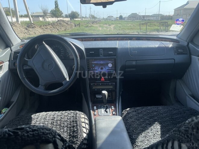 Mercedes C 220 1996, 331,000 km - 2.2 l - Neftçala