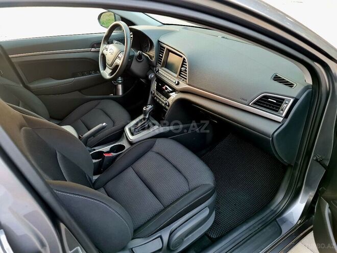 Hyundai Elantra 2018, 18,500 km - 2.0 l - Xırdalan