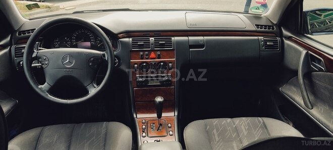 Mercedes E 240 2000, 227,000 km - 2.4 l - Bakı