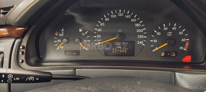 Mercedes E 240 2000, 227,000 km - 2.4 l - Bakı