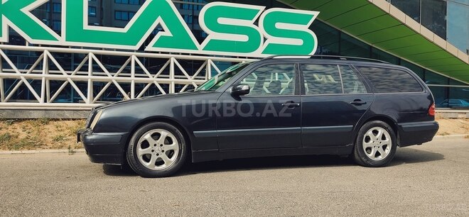 Mercedes E 240 2000, 227,000 km - 2.4 l - Bakı