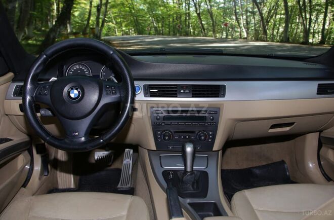 BMW 330 2008, 261,000 km - 3.0 l - Bakı