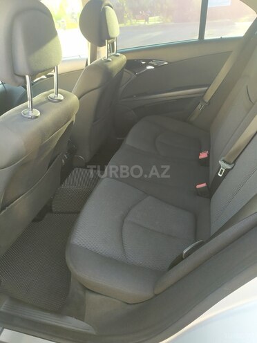 Mercedes E 220 2006, 205,000 km - 2.2 л - Bakı