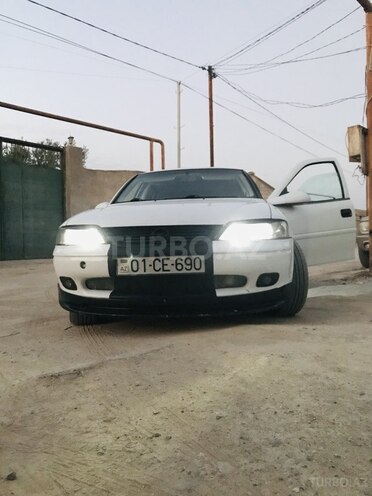 Opel Vectra 1999, 356,258 km - 2.5 l - Bakı