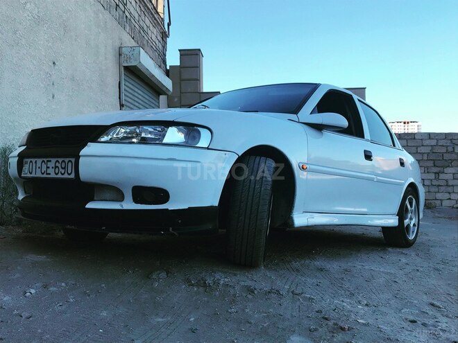 Opel Vectra 1999, 356,258 km - 2.5 l - Bakı