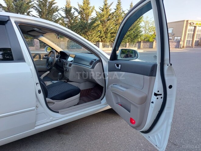 Hyundai Sonata 2007, 330,000 km - 2.4 л - Quba