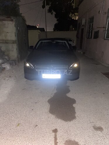 Mercedes E 220 2017, 202,000 km - 2.0 l - Bakı