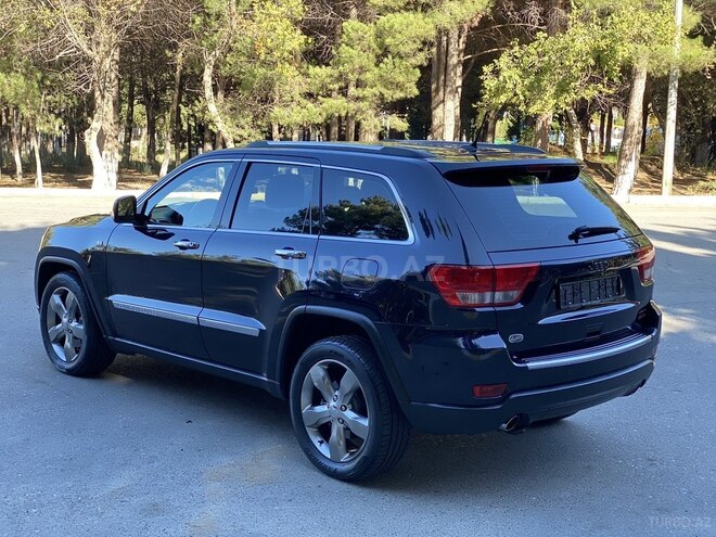 Jeep Grand Cherokee 2011, 140,000 km - 5.7 l - Bakı