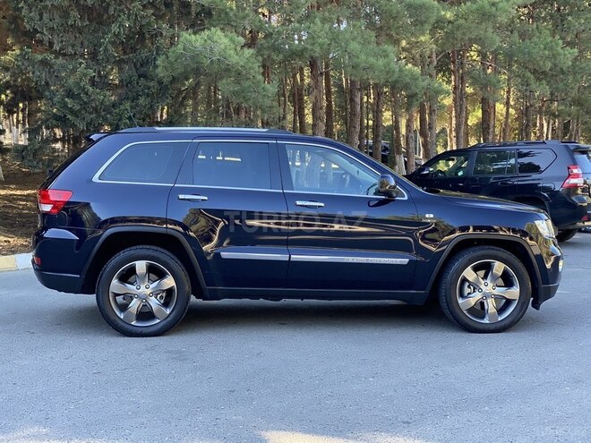 Jeep Grand Cherokee 2011, 140,000 km - 5.7 l - Bakı