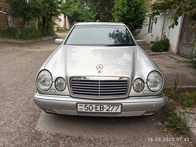 Mercedes E 280 1997, 258,000 km - 2.8 л - Quba