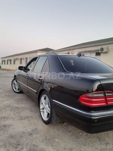 Mercedes E 240 1999, 378,000 km - 2.4 l - Bakı
