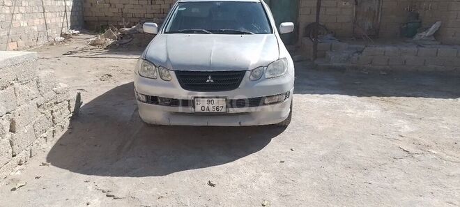 Mitsubishi Airtrek 2001, 322,644 km - 2.0 l - Bakı