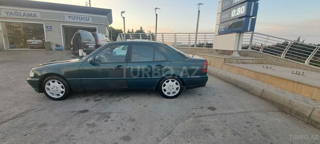 Mercedes C 180 1996, 123,321 km - 1.8 l - Bakı