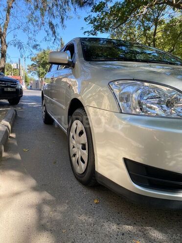 Toyota Corolla 2006, 206,000 km - 1.4 l - Bakı