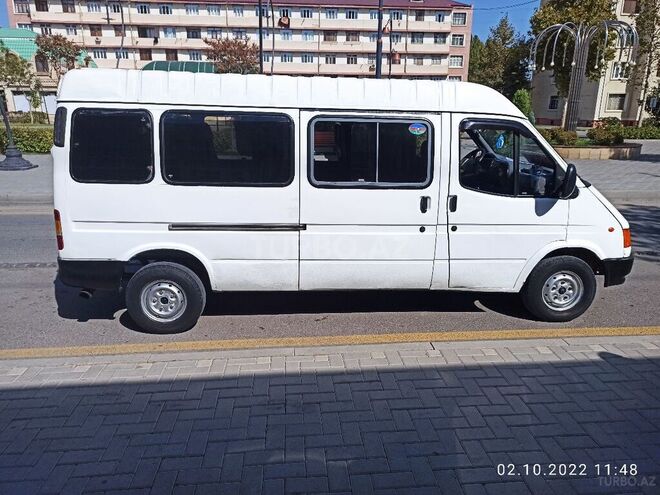 Ford Transit 1997, 250,000 km - 2.5 л - Yevlax