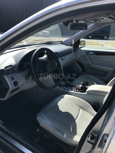 Mercedes C 240 2001, 290,000 km - 2.4 l - Bakı
