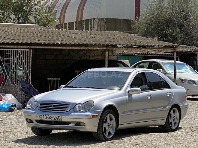 Mercedes C 240 2001, 290,000 km - 2.4 l - Bakı