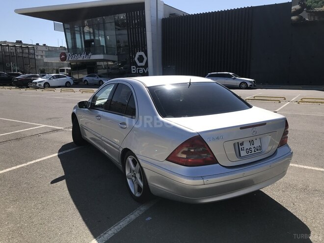 Mercedes C 240 2001, 290,000 km - 2.4 l - Bakı