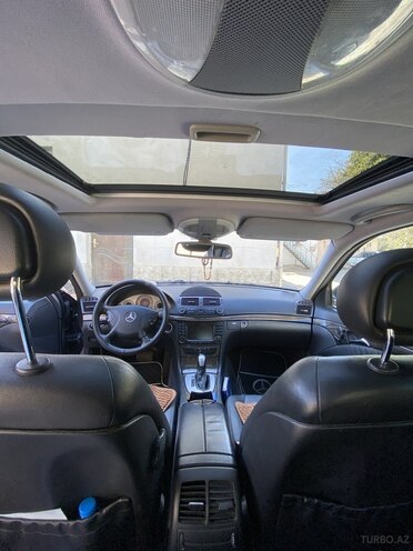 Mercedes E 320 2004, 240,733 km - 3.2 л - Sumqayıt