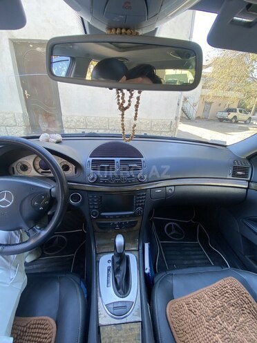 Mercedes E 320 2004, 240,733 km - 3.2 л - Sumqayıt
