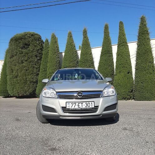 Opel Astra 2009, 152,183 km - 1.4 л - Bakı