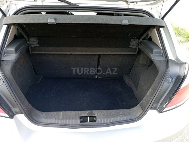 Opel Astra 2006, 135,000 km - 1.3 л - Bakı