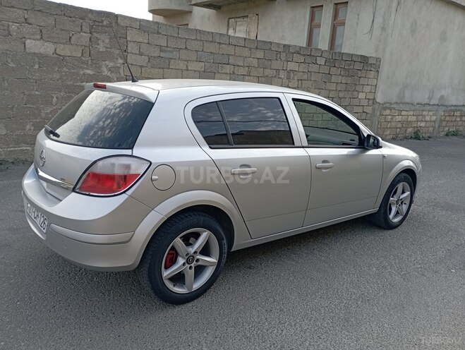 Opel Astra 2006, 135,000 km - 1.3 л - Bakı