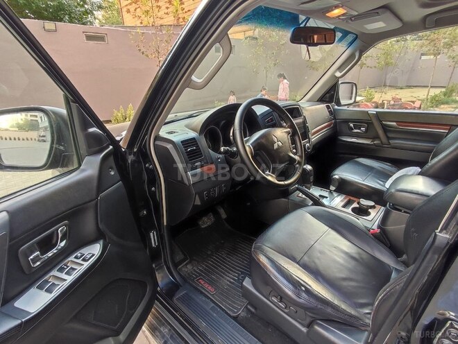 Mitsubishi Pajero 2007, 335,000 km - 3.0 л - Bakı