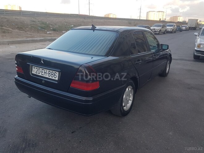 Mercedes C 200 1995, 228,000 km - 2.0 л - Bakı