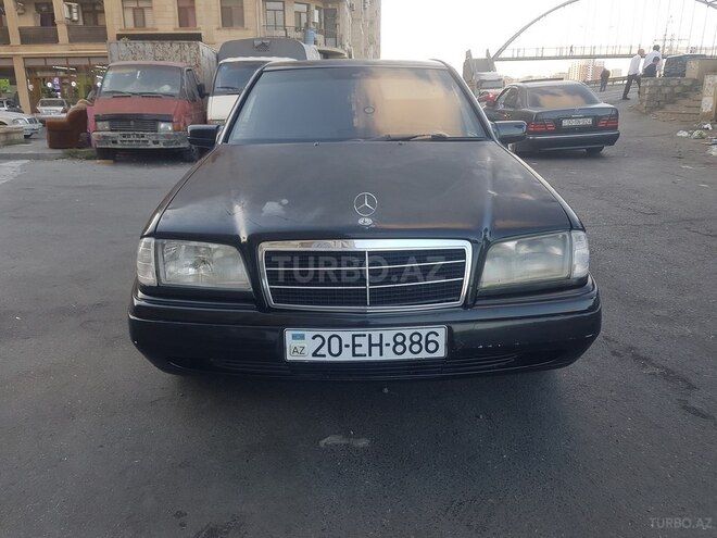 Mercedes C 200 1995, 228,000 km - 2.0 л - Bakı