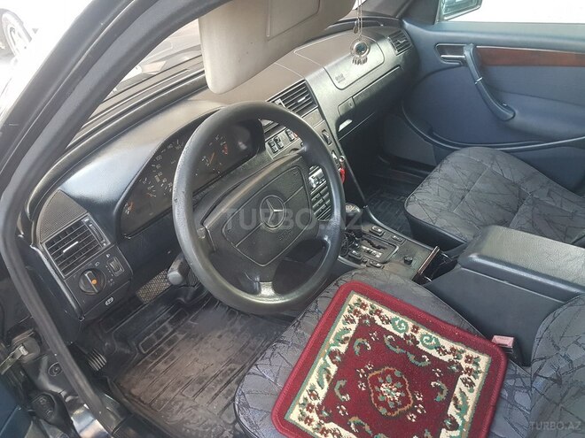 Mercedes C 200 1995, 228,000 km - 2.0 л - Bakı