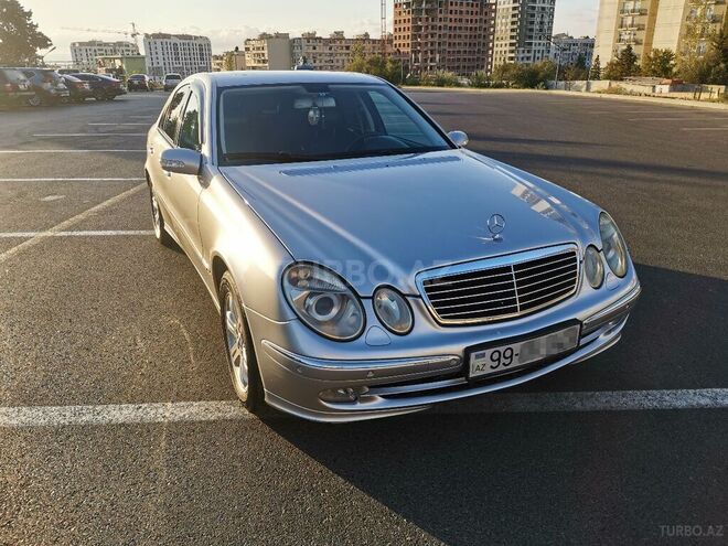 Mercedes E 240 2002, 251,000 km - 2.6 l - Bakı