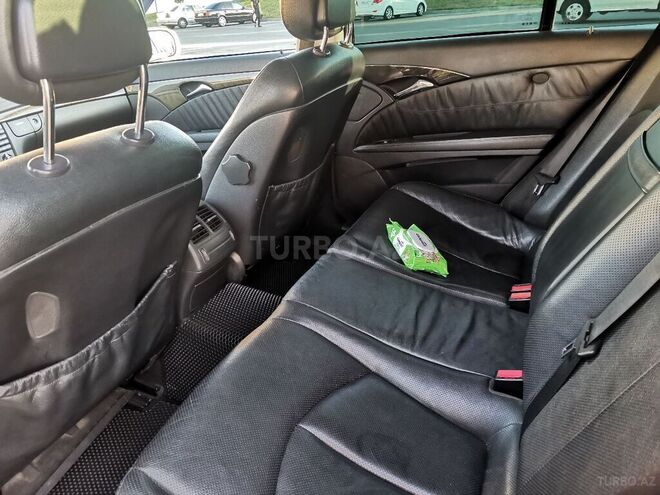 Mercedes E 240 2002, 251,000 km - 2.6 l - Bakı
