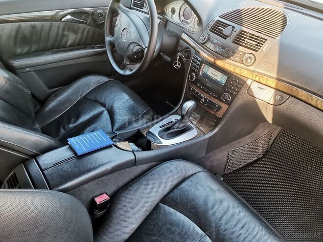 Mercedes E 240 2002, 251,000 km - 2.6 l - Bakı