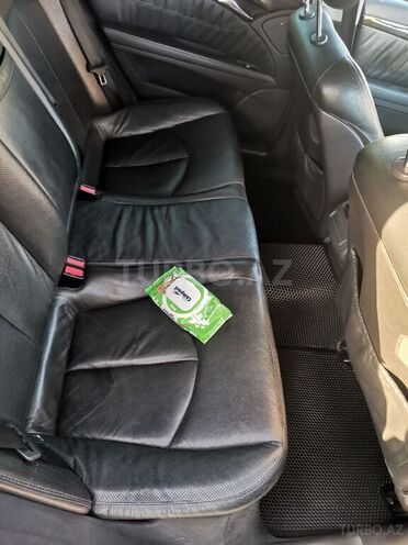 Mercedes E 240 2002, 251,000 km - 2.6 l - Bakı