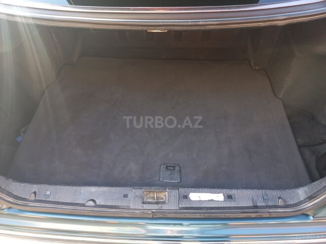 Mercedes E 220 2000, 390,000 km - 2.2 л - Sabirabad