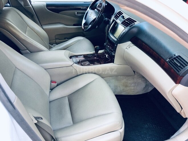 Lexus LS 460 2009, 201,041 km - 4.6 л - Bakı
