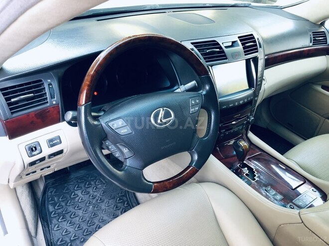 Lexus LS 460 2009, 201,041 km - 4.6 л - Bakı