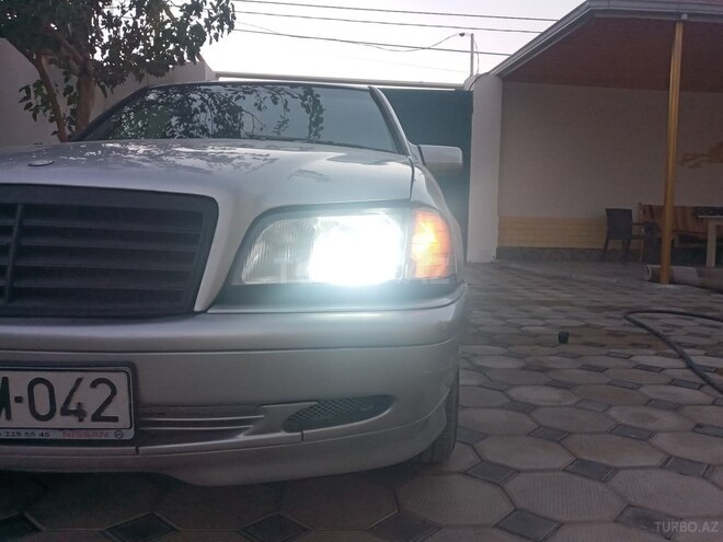 Mercedes C 200 1999, 555,000 km - 2.0 l - Bakı