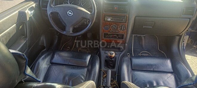 Opel Astra 2000, 400,000 km - 1.6 l - Bakı