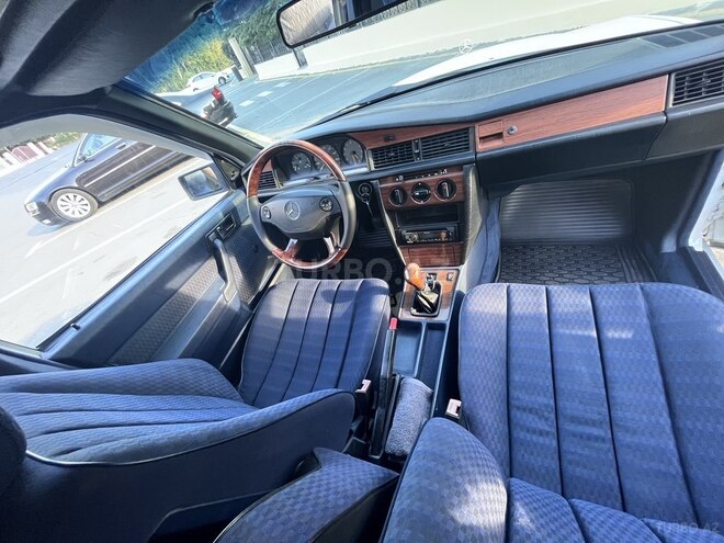 Mercedes 190 1990, 216,000 km - 2.0 l - Bakı