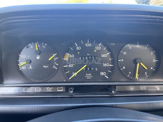 Mercedes 190 1990, 216,000 km - 2.0 l - Bakı