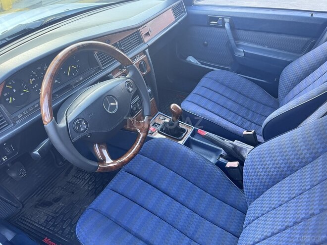 Mercedes 190 1990, 216,000 km - 2.0 l - Bakı